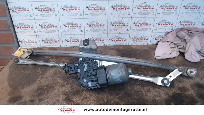Gebruikte Ruitenwismotor+Mechaniek Volkswagen Passat O118657