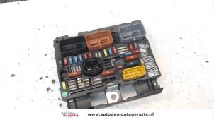O119485 Gebruikte zekeringkast Peugeot 407