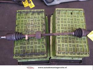 O111677 Gebruikte cardanas rechts-voor (vwa) Lancia Y(Psilon)