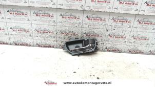 O89670 Gebruikte portiergreep 4deurs rechts-achter Peugeot 108