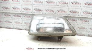 O74468 Gebruikte koplamp rechts Daihatsu Terios