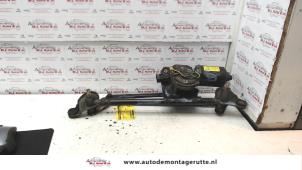 O118819 Gebruikte ruitenwismotor+mechaniek Hyundai Getz