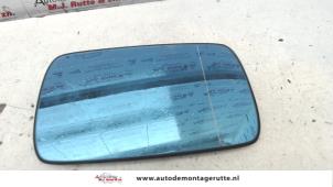 Gebruikte Spiegelglas rechts BMW 5 serie (E39) 525 tds Prijs op aanvraag aangeboden door Autodemontage M.J. Rutte B.V.