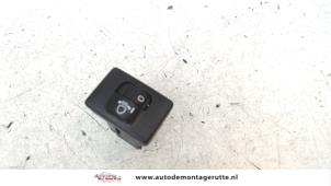 O98604 Gebruikte schakelaar koplamp ihv Peugeot 108