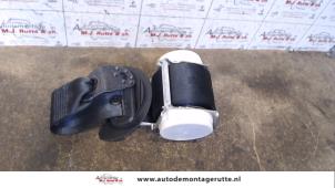 O110747 Gebruikte veiligheidsgordel rechts-achter Volkswagen Polo