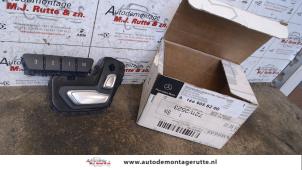 Gebruikte Stoelverstellings Schakelaar Mercedes GLE (W166) 450 AMG 3.0 V6 24V Turbo 4-Matic Prijs op aanvraag aangeboden door Autodemontage M.J. Rutte B.V.