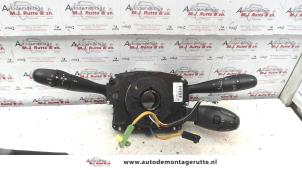 O102980 Gebruikte licht + raw schakelaar Peugeot 207