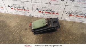 O130584 Gebruikte kachel weerstand Ford Connect