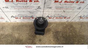 O105714 Gebruikte schakelaar spiegel Ford Connect