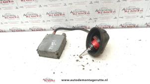 O71613 Gebruikte xenon starter Volkswagen Passat