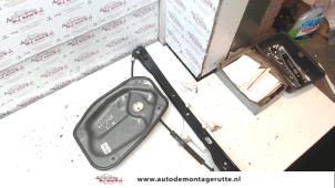 O88855 Gebruikte raammechaniek 4deurs links-achter Volkswagen Golf Plus