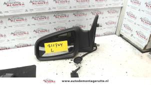 O84431 Gebruikte buitenspiegel links Opel Zafira