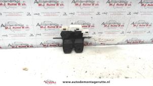 O91871 Gebruikte slotmechaniek achterklep Renault Megane