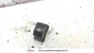 O107407 Gebruikte ruit schakelaar elektrisch Fiat Bravo
