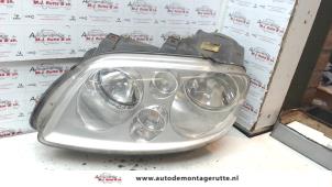 O72061 Gebruikte linker koplamp Volkswagen Touran