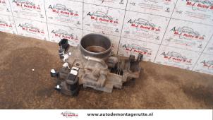 O122997 Gebruikte gasklephuis Subaru Forester