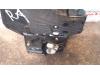 Gebruikte Slotmechaniek Portier 4Deurs rechts-achter Daihatsu Sirion O84060