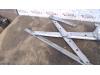 Gebruikte Ruitmechaniek 4Deurs links-voor Daihatsu Sirion O78479
