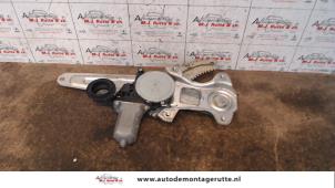 O89264 Gebruikte ruitmechaniek 4deurs rechts-achter Daihatsu Sirion