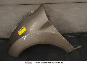 O77122 Gebruikte spatbord links-voor Ford Fiesta