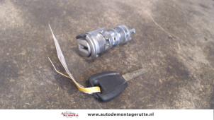 Gebruikte Kontaktslot + Sleutel Fiat Punto II (188) 1.2 Bifuel Prijs op aanvraag aangeboden door Autodemontage M.J. Rutte B.V.