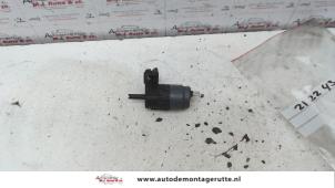 O115242 Gebruikte ruitensproeierpomp voor Fiat Panda
