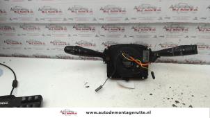 O102795 Gebruikte combischakelaar stuurkolom Citroen C2