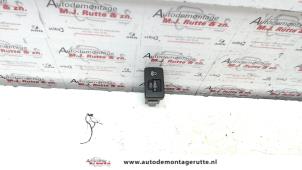 O98647 Gebruikte schakelaar koplamp ihv Honda Insight