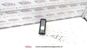 O71345 Gebruikte antenne versterker Volkswagen Golf