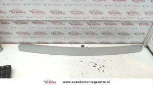 O92184 Gebruikte achterklep handgreep Peugeot 207