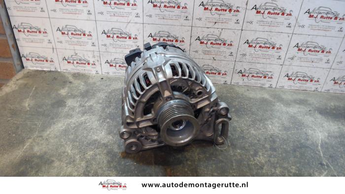 Gebruikte Dynamo Volkswagen Fox O124088