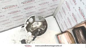 O120894 Gebruikte brandstofpomp elektrisch Peugeot 107