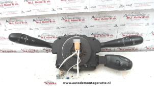 O102962 Gebruikte licht + raw schakelaar Peugeot 206