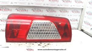 O92640 Gebruikte achterlicht links Ford Connect