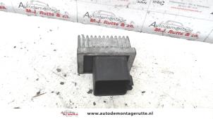 O123852 Gebruikte voorgloei relais Renault Trafic