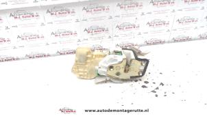 O84040 Gebruikte slotmechaniek portier 4deurs rechts-achter Honda Jazz