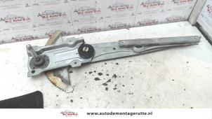 O89041 Gebruikte ruitmechaniek 4deurs links-achter Toyota Corolla Verso