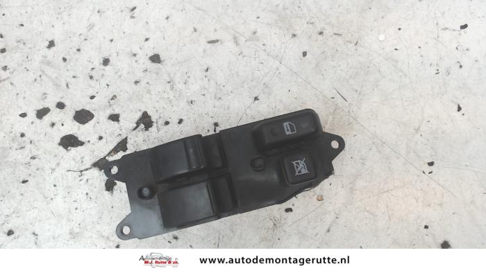 Gebruikte Combischakelaar ramen Toyota Corolla Verso O109674