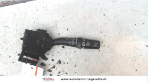 O103917 Gebruikte ruitenwis schakelaar Toyota Corolla Verso