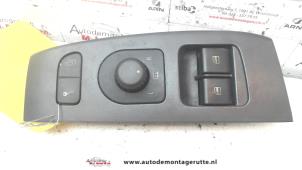 Gebruikte Combischakelaar ramen Volkswagen Fox (5Z) 1.4 TDI Prijs op aanvraag aangeboden door Autodemontage M.J. Rutte B.V.