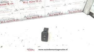 O107103 Gebruikte raam schakelaar elektrisch Ford Mondeo