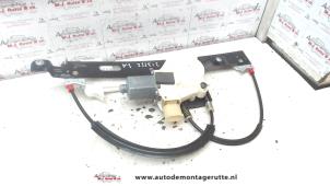 O88822 Gebruikte ruitmechaniek 4deurs links-achter Ford Mondeo