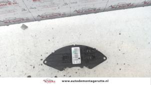 O130851 Gebruikte kachel weerstand Fiat Punto Grande