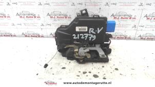 O83820 Gebruikte deurslot mechaniek 4deurs rechts-voor Seat Altea