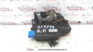 O84068 Gebruikte deurslot mechaniek 4deurs rechts-achter Seat Altea