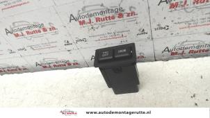 O76965 Gebruikte asr schakelaar Lexus IS 200