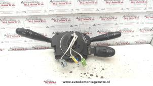 O102900 Gebruikte licht + raw schakelaar Peugeot 206