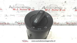 O101409 Gebruikte schakelaar licht Seat Mii
