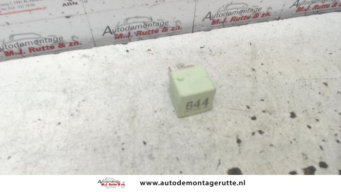 Gebruikte Relais Seat Mii O105647