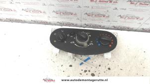 O100345 Gebruikte kachel bedieningspaneel Dacia Sandero